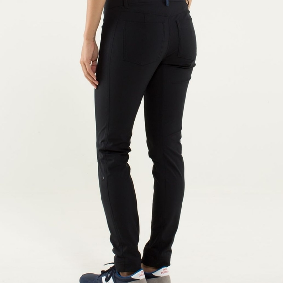 Lululemon Rare Women's Black Urbanite Pants - Picture 12 of 14